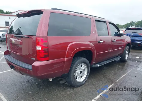 2008 Chevrolet Suburban 1500 Lt z USA, uszkodzony, nr VIN 3GNFK163X8G307587